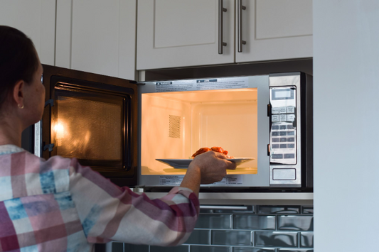 Comment évaluer la grandeur de micro-ondes nécessaire