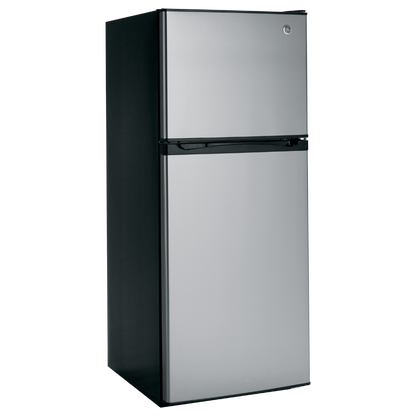 Réfrigérateur à congélateur supérieur 24 po de large 12 pi³ GE inox (déballé)