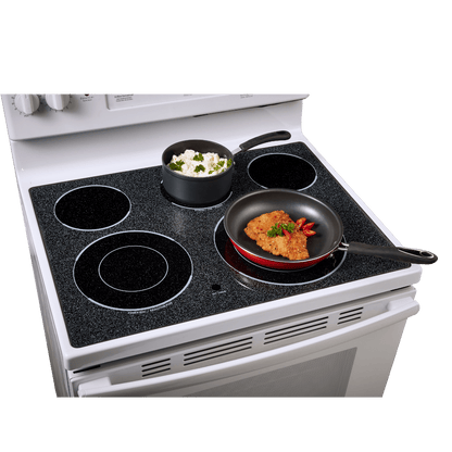 Cuisinière électrique à convection véritable 30″ GE avec four de 5 pi³ blanche (déballée)